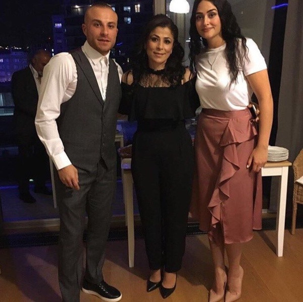 Gökhan Töre ve Esra Bilgiç'in evliliğinde kara bulutlar - Resim: 1