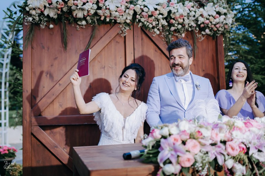 Oyuncu Kayra Şenocak Ayşe Karadavut ile evlendi - Resim: 1