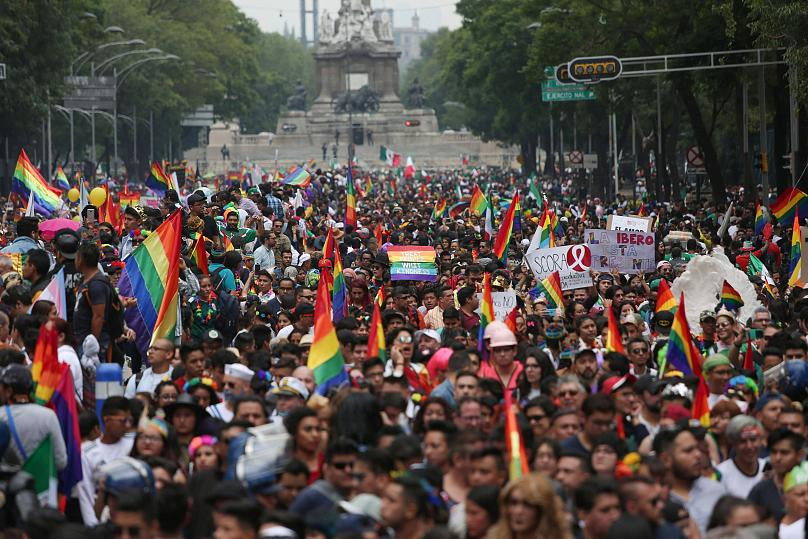 Neden her yıl 28 Haziran Onur Yürüyüşü Günü (pride day) olarak kutlanıyor? - Resim: 1