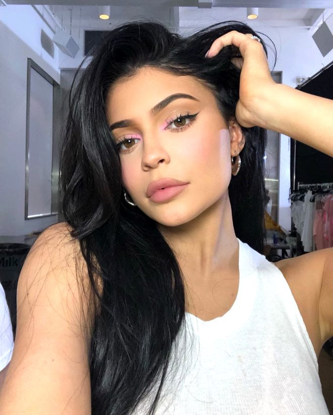 Kylie Jenner çırılçıplak soyundu! Yok böyle vücut - Resim: 2