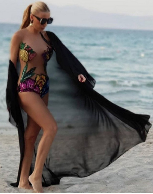 Gülşah Saraçoğlu 3 kg taşlı bikinisiyle olay olmuştu! Yeni bikini de sosyal medyayı salladı - Resim: 3