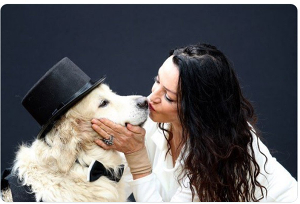 220 ilişkide mutluluğu bulamayan eski model, köpeğiyle evleniyor - Resim: 3