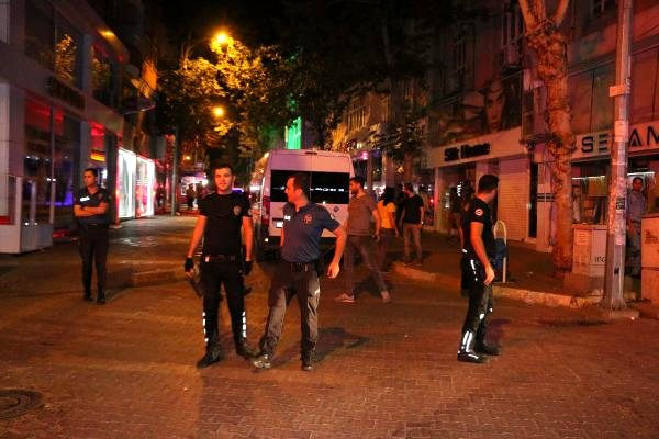 Adıyaman'da Suriyeliler ile Türk vatandaşları arasında kavga çıktı: 3 yaralı, 3 gözaltı - Resim: 3