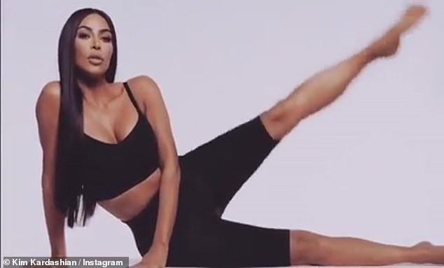 Kim Kardashian: Benim de selülitim var, ben de bazen kendimi beğenmiyorum - Resim: 1