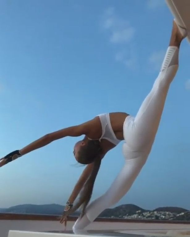 Ukrayna Güzeli Margarita Pasha seksi yoga pozları mest etti - Resim: 4