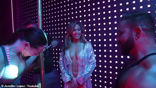 Hustlers'ın kamera arkası görüntülerinde Jennifer Lopez mest etti - Resim: 1