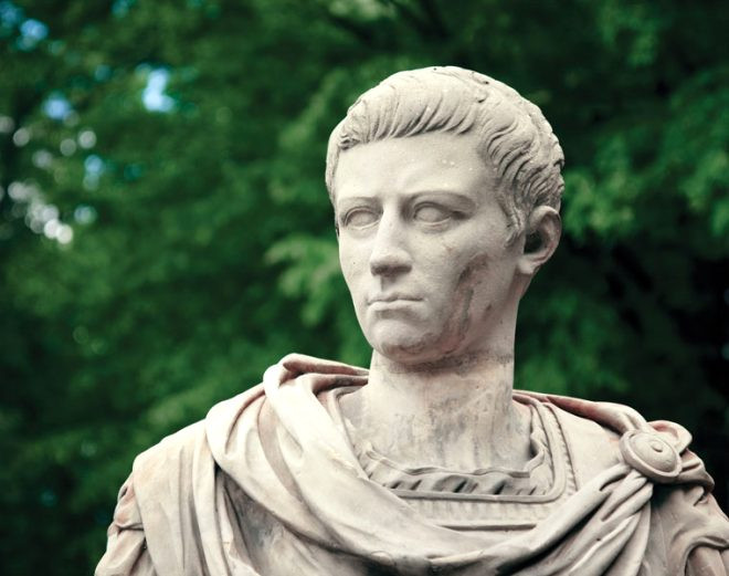 Cinsel ilişkiye girdiği kadınların boynunu koparırdı! Tarihin en sapkın imparatoru Caligula... - Resim: 4