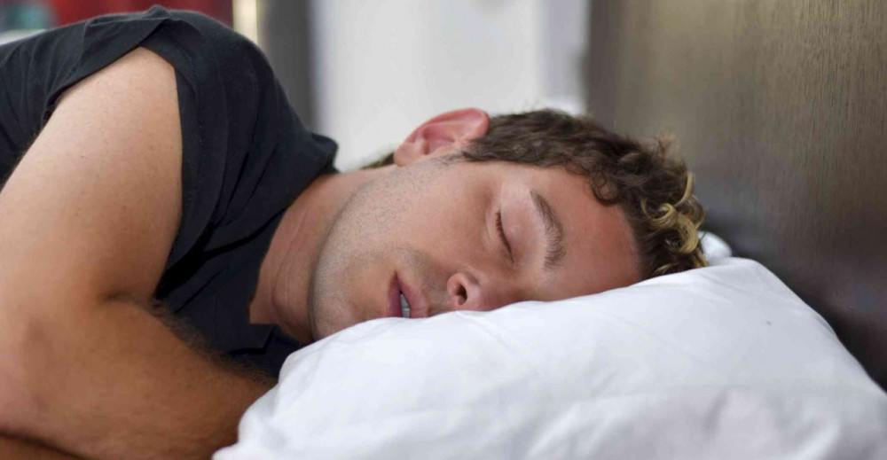 Sağlıklı bir uyku için yatmadan önce bunları asla yapmayın! - Resim: 1
