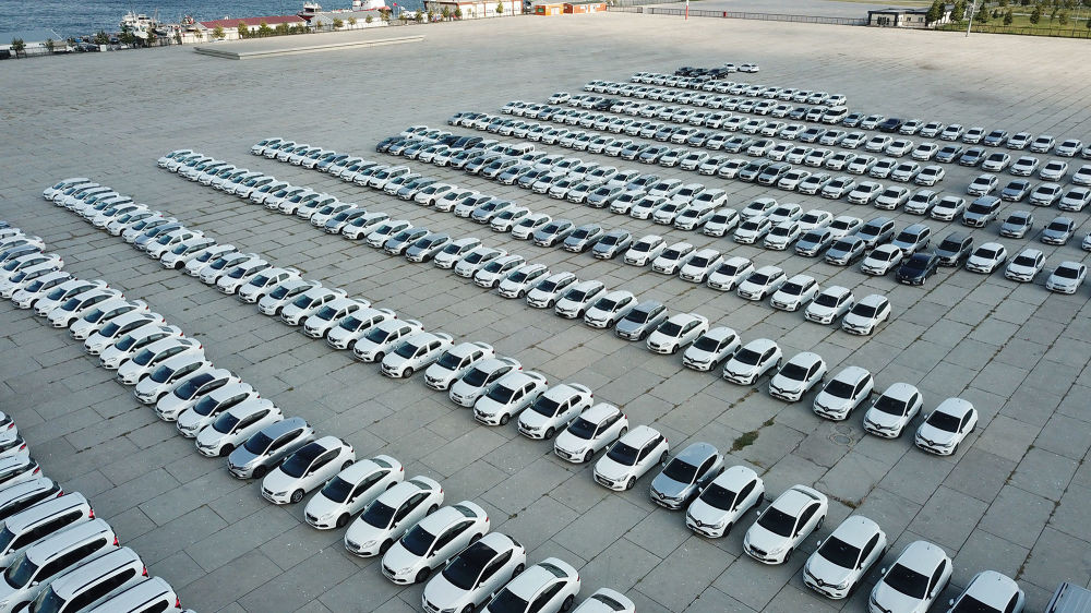 Yenikapı'daki İBB'ye ait yüzlerce araç havadan görüntülendi - Resim: 4