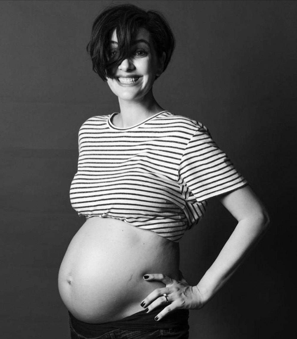 Bergüzar Korel'in hamilelik fotoğrafına gelen iğrenç yorumlar - Resim: 4