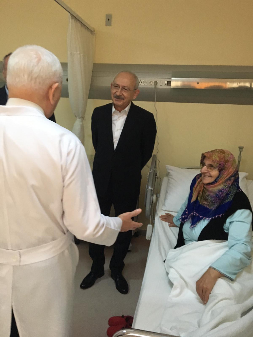 Kılıçdaroğlu'ndan Muharrem İnce’nin annesine hastane ziyareti - Resim: 2