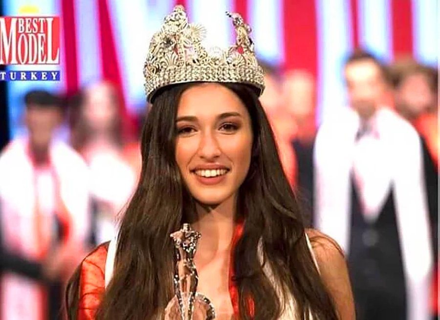 Miss Model of Turkey'de skandal: Yeni kraliçe 16 yaşında - Resim: 2