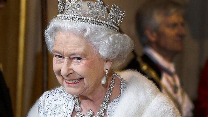 Kraliçe Elizabeth'in son kararı: Ölene kadar tahtta kalacak - Resim: 1