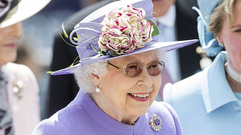 Kraliçe Elizabeth'in son kararı: Ölene kadar tahtta kalacak - Resim: 2