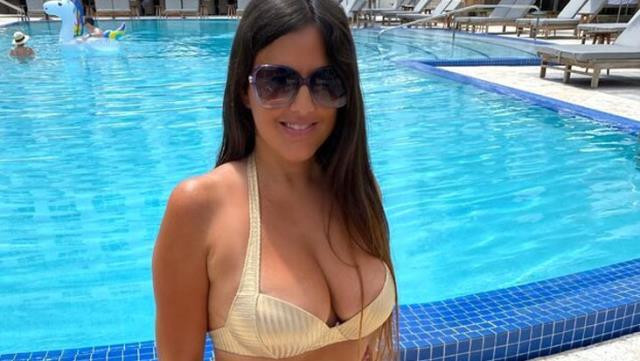 Miami'de tatil yapan İtalyan model Claudia Romani'den sahilde cesur pozlar - Resim: 3