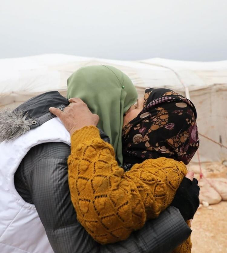 Gamze Özçelik İdlib’e umut oldu - Resim: 3