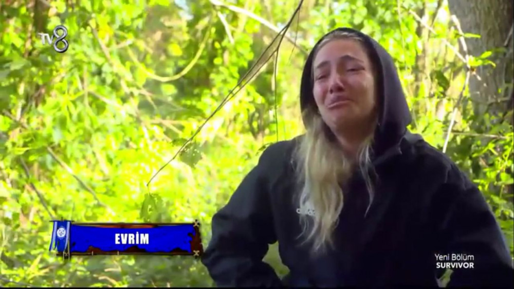 Survivor Evrim Keklik tuvalet derdiyle ağladı! - Resim: 3