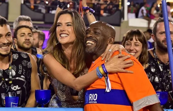 Rio Festivali'ne Alessandra Ambrosio damgası - Resim: 3