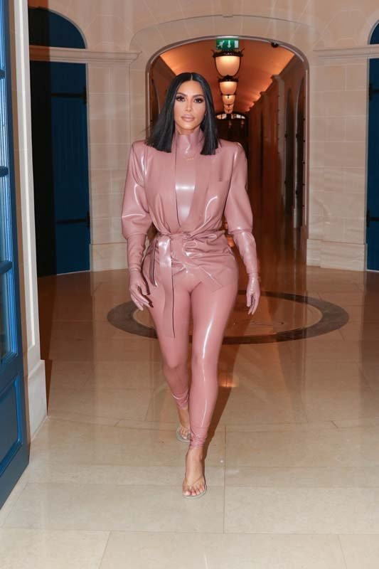 Kim Kardashian’ın lateks merakı! Giymeye devam ederse hasta olacak - Resim: 3