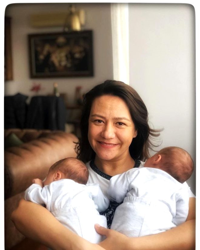 Ezgi Sertel ikiz bebekleriyle ilk pozunu paylaştı - Resim: 2