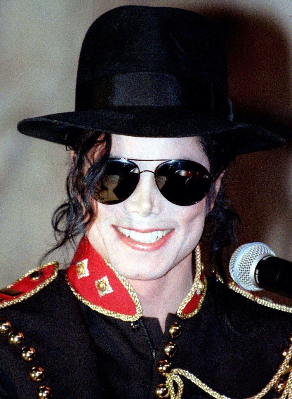 Michael Jackson sahte burun mu takıyordu? - Resim: 2