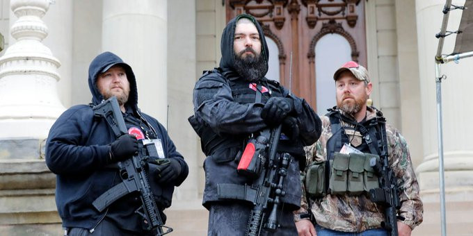 Burası ABD! Silahlı protestocular Meclis binasını bastı - Resim: 4