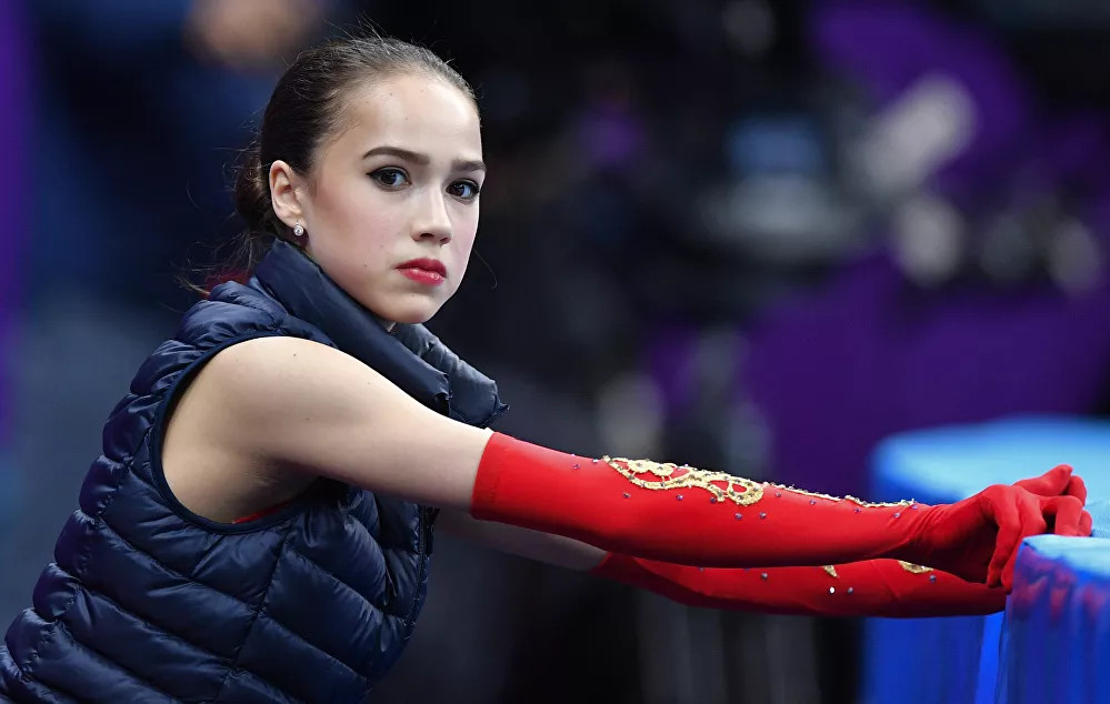 Rus artistik patinajcı Zagitova, Olimpiyat Stil İkonu seçildi - Resim: 1