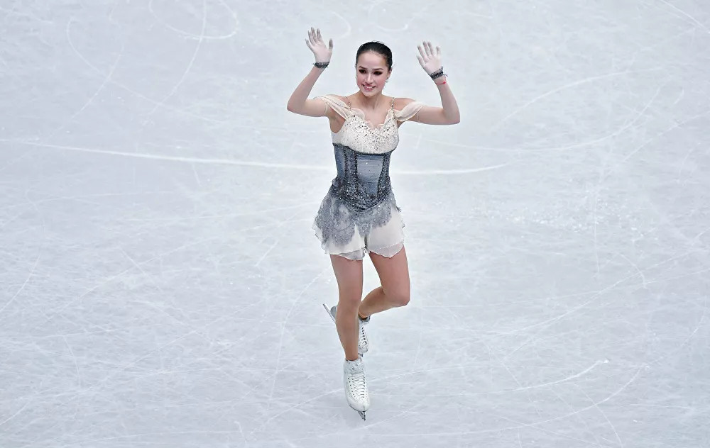 Rus artistik patinajcı Zagitova, Olimpiyat Stil İkonu seçildi - Resim: 3