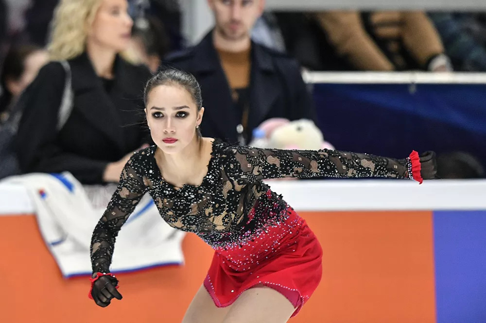 Rus artistik patinajcı Zagitova, Olimpiyat Stil İkonu seçildi - Resim: 4
