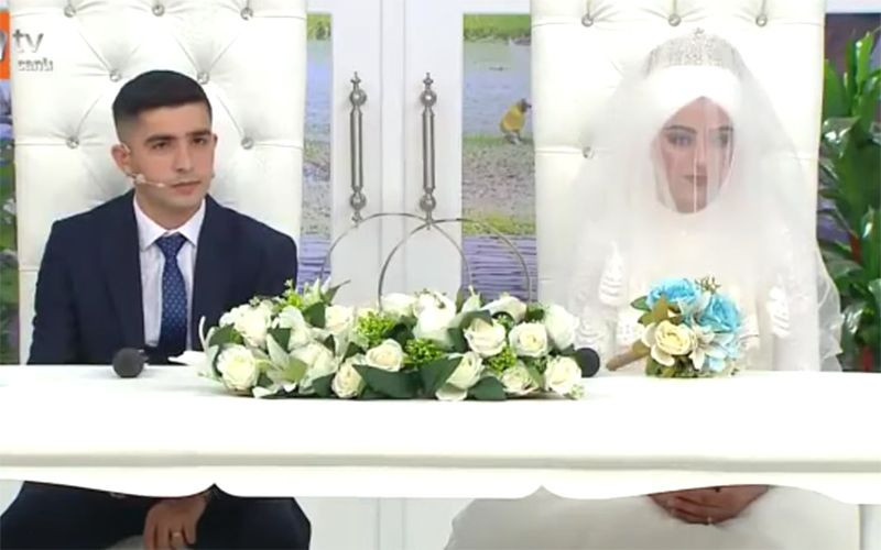 ATV Esra Erol'da Ezgi ve Hüseyin evlendi! - Resim: 2