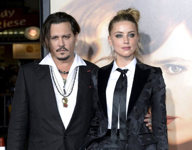 Johnny Depp: Eşim, Elon Musk ve Cara Delevingne ile üçlü ilişkiye girdi - Resim: 3