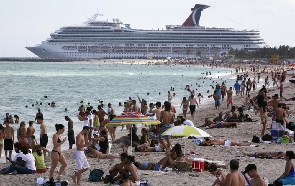 Sosyeteye kötü haber: Miami'de tüm plajlar kapatıldı - Resim: 3