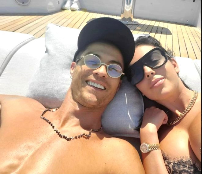 Ronaldo'nun sevgilisi Rodriguez, evlilik söylentilerini alevlendirdi - Resim: 2