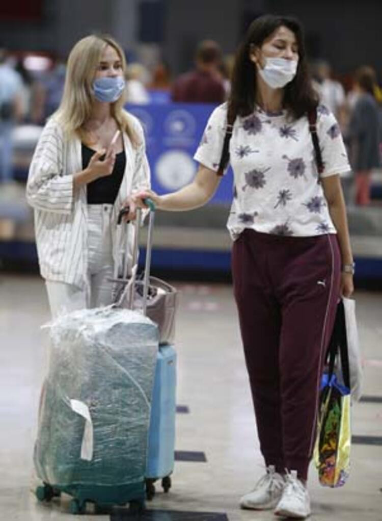 Ukraynalı turistler 6 uçakla Antalya'ya geliyor - Resim: 4