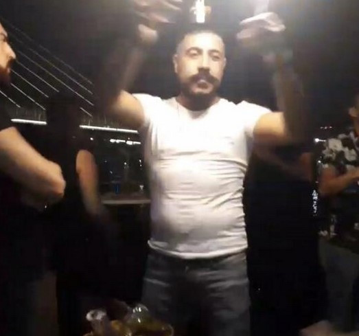 İstanbul'daki dansözlü yat partisinde rezalet görüntüler! - Resim: 4