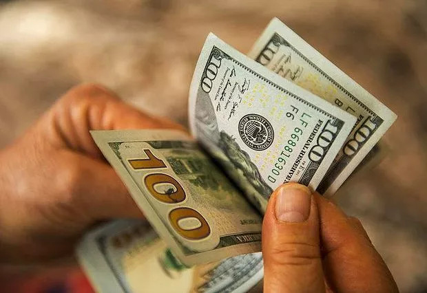 Yandaş Akit'in Sert Düşüş Başlıklı Dolar Haberi Olay Oldu - Resim: 1