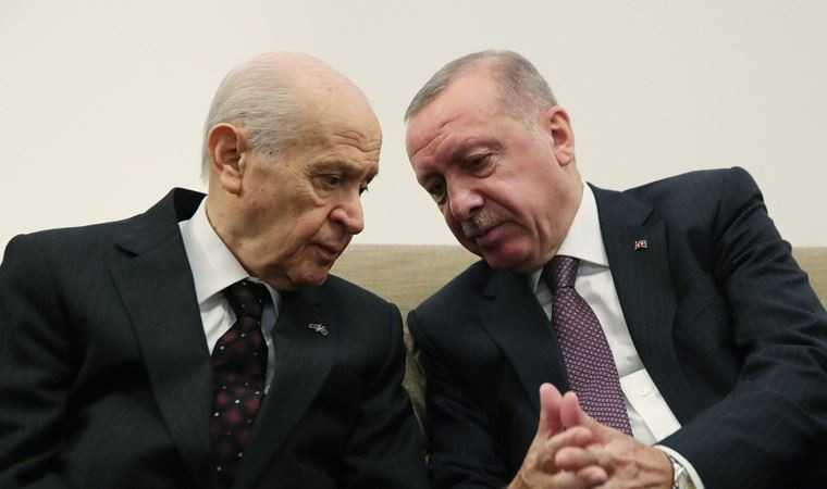 Dindar Seçmen Erdoğan ve AKP'den Uzaklaşıyor - Resim: 1