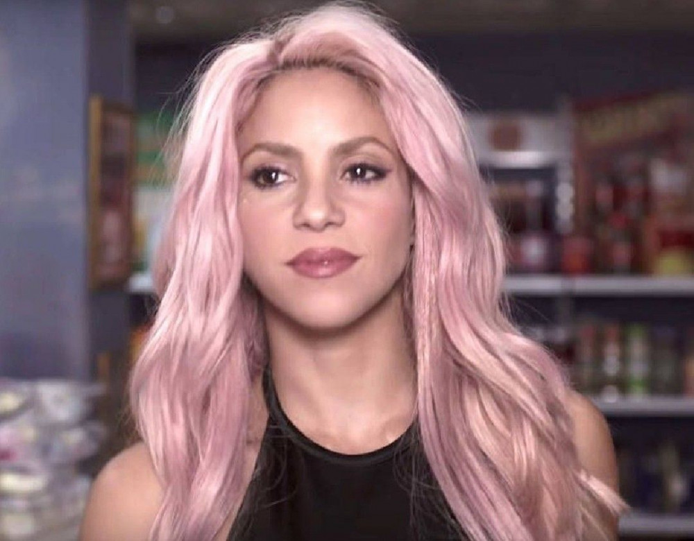 Shakira Saçlarını Pembeye Boyattı Hayranları Coştu - Resim: 4
