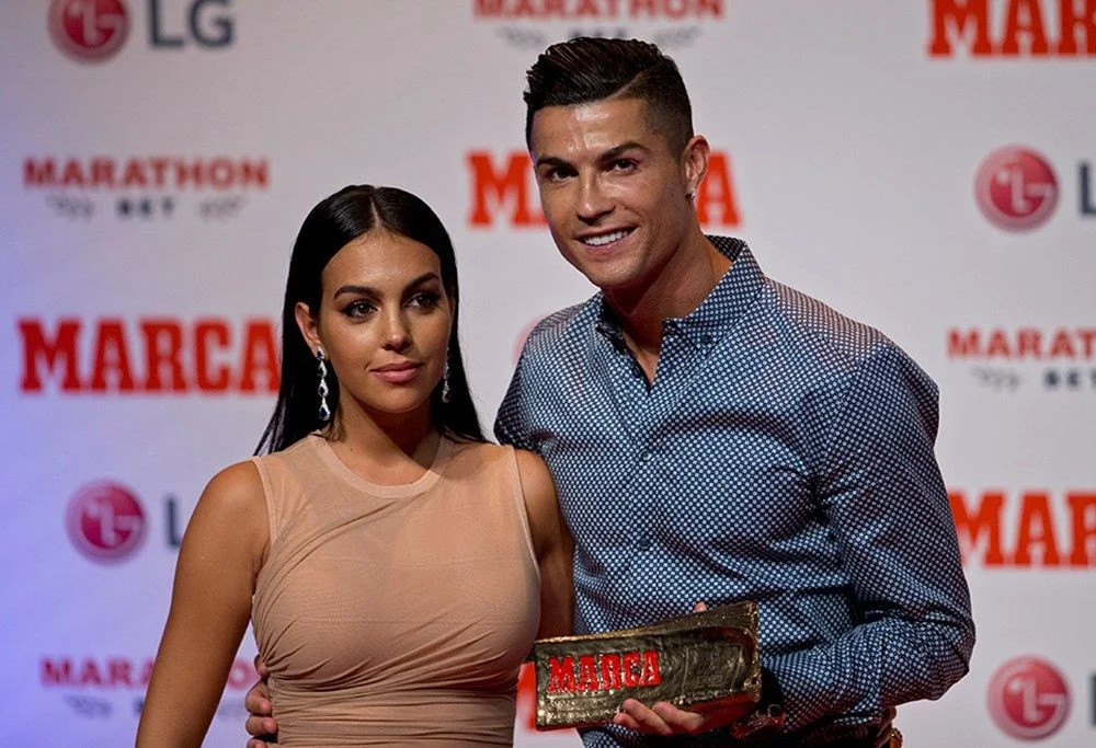 Georgina Rodriguez Ronaldo'yu Anlattı: Yemek Yapmıyor - Resim: 1