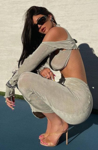 Kylie Jenner Bakabilirsin Ama Dokunma Dedi Sosyal Medya Yıkıldı - Resim: 3
