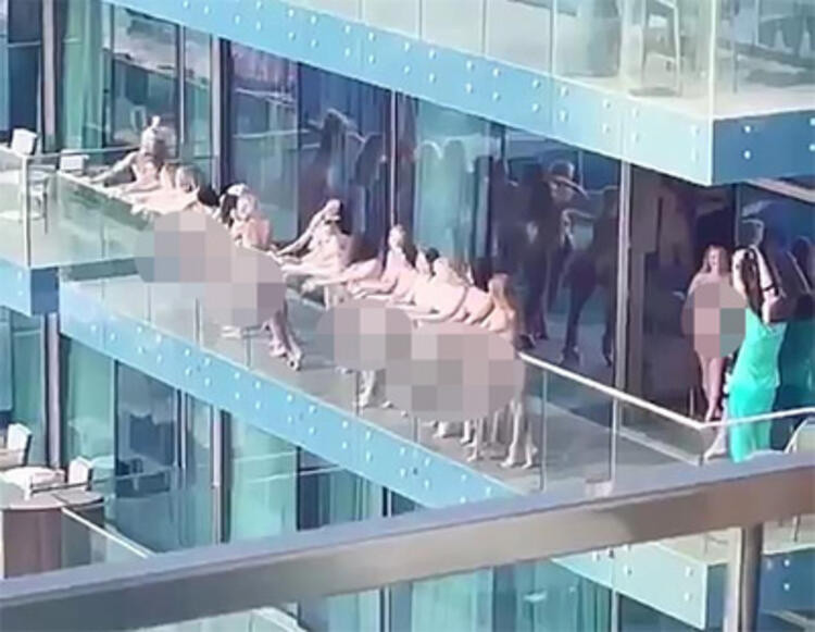 Dubai'de Balkonda Çıplak Poz Veren Modellerin Kimlikleri Belli Oldu - Resim: 2