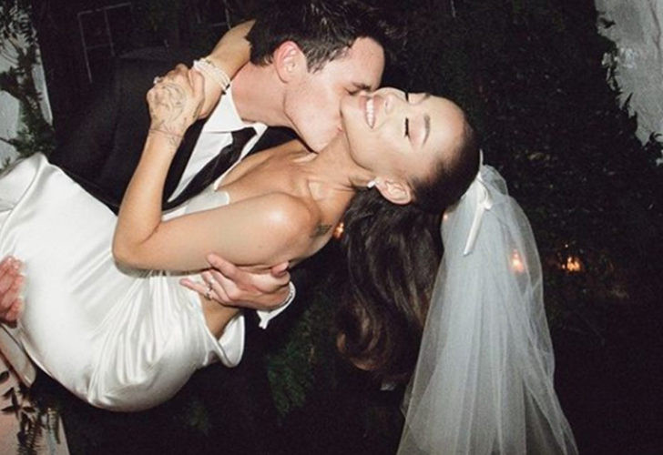 Ariana Grande'nin Gizli Evliliğinden Fotoğraflar Takipçilerini Mest Etti - Resim: 1
