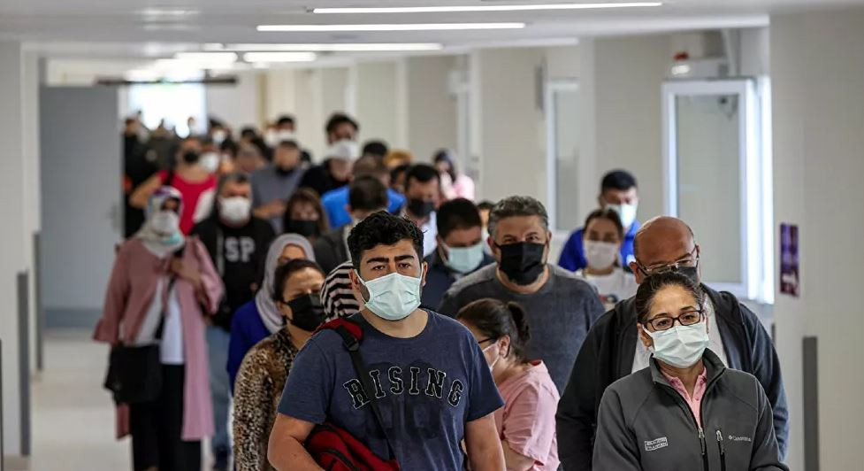 İstanbul'da Hastanelerde Aşı Yoğunluğu Oluştu - Resim: 1