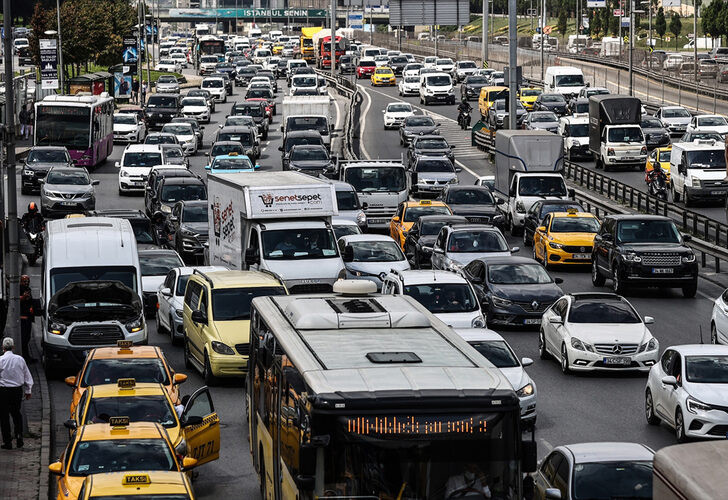 Hafta Sonu Kalabalığı Görenleri Korkuttu - Resim: 1