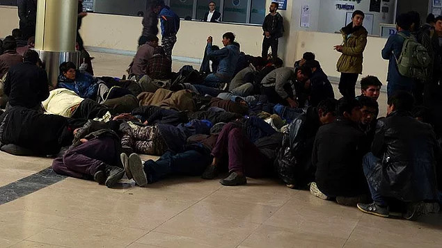 Günde 1000 Afgan Kaçak Yollardan Türkiye'ye Giriyor - Resim: 3