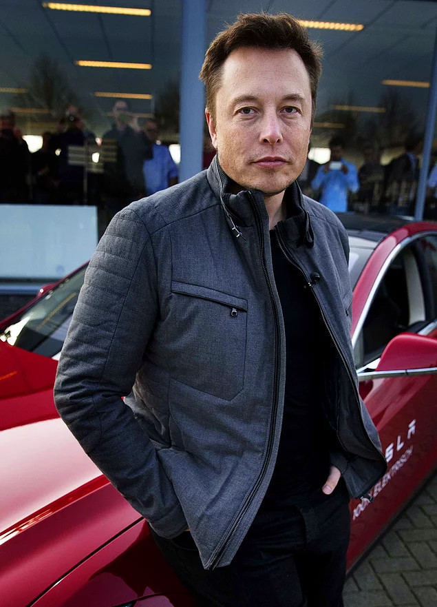Elon Musk'ın 35 Metrekarelik Yeni Evini Görenler Gözlerine İnanamadı - Resim: 1