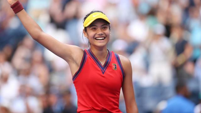 18 Yaşındaki Güzel Tenisçi Raducanu Sharapova'yı Tahttan İndirdi! - Resim: 3