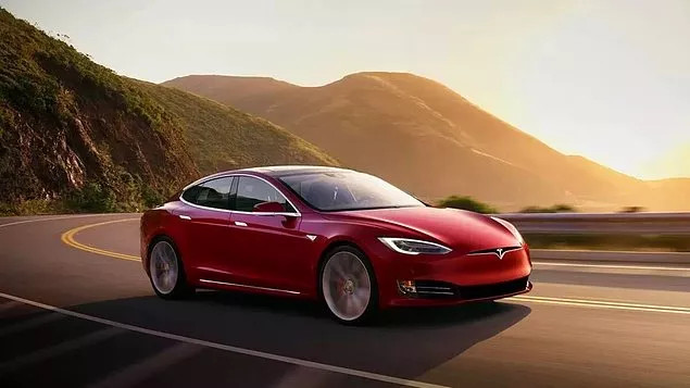 Elon Musk Tesla Türkiye'yi Kemal Geçerse Emanet Etti - Resim: 3
