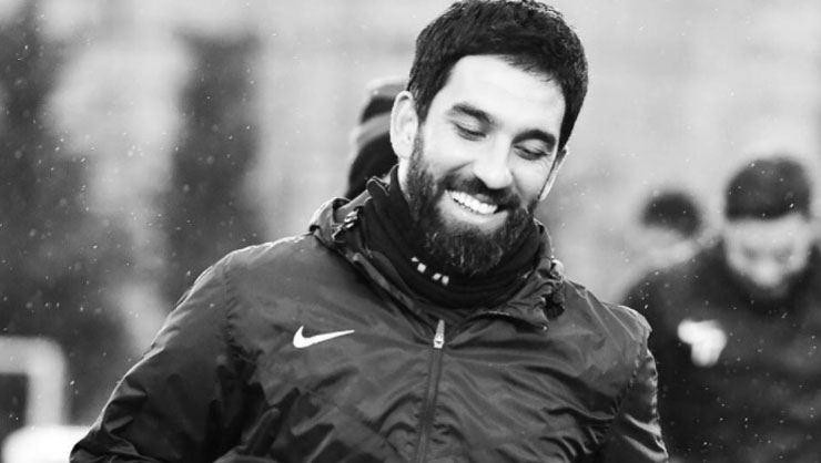 Arda Turan 4 Milyonluk Otomobilini Garson Gence Verdi - Resim: 1