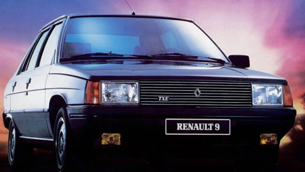 2022 Model Renault Broadway'in Detayları Ortaya Çıktı - Resim: 2